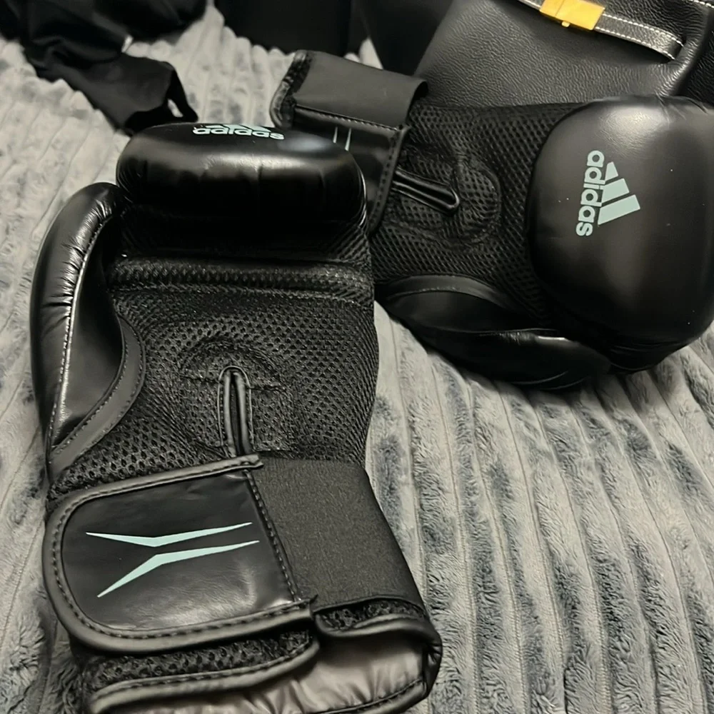 Boxing Adidas